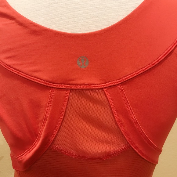 💪Lululemon tank top - size 6 - Picture 2 of 8